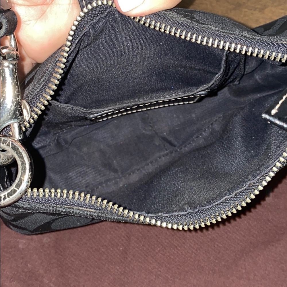 Vintage 2000s COACH shoulder pouchette - Picture 7 of 11